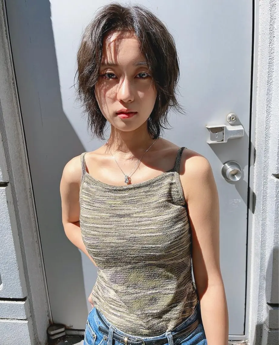ショート カラー 透明感ハイトーン🦄 キラ🌈のヘアスタイル