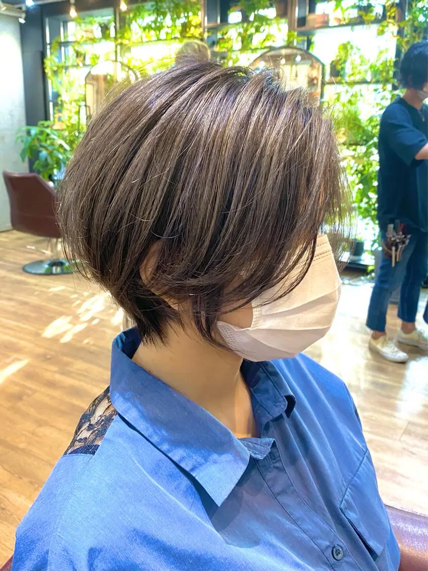 ショート カラー バレイヤージュ レイヤーカット ショートヘア 増山 大起のヘアスタイル