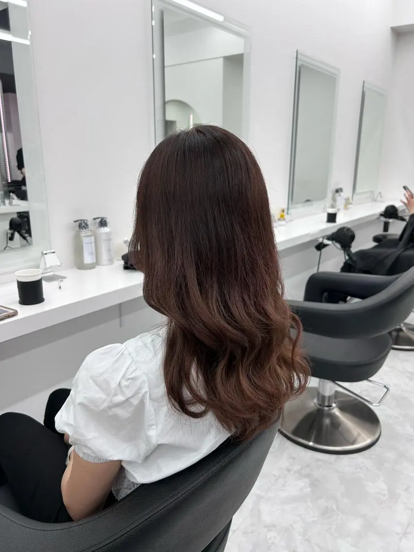 ミディアム ヘアアレンジ ブリーチなしカラー/ ブラウン/レイヤーのヘアスタイル