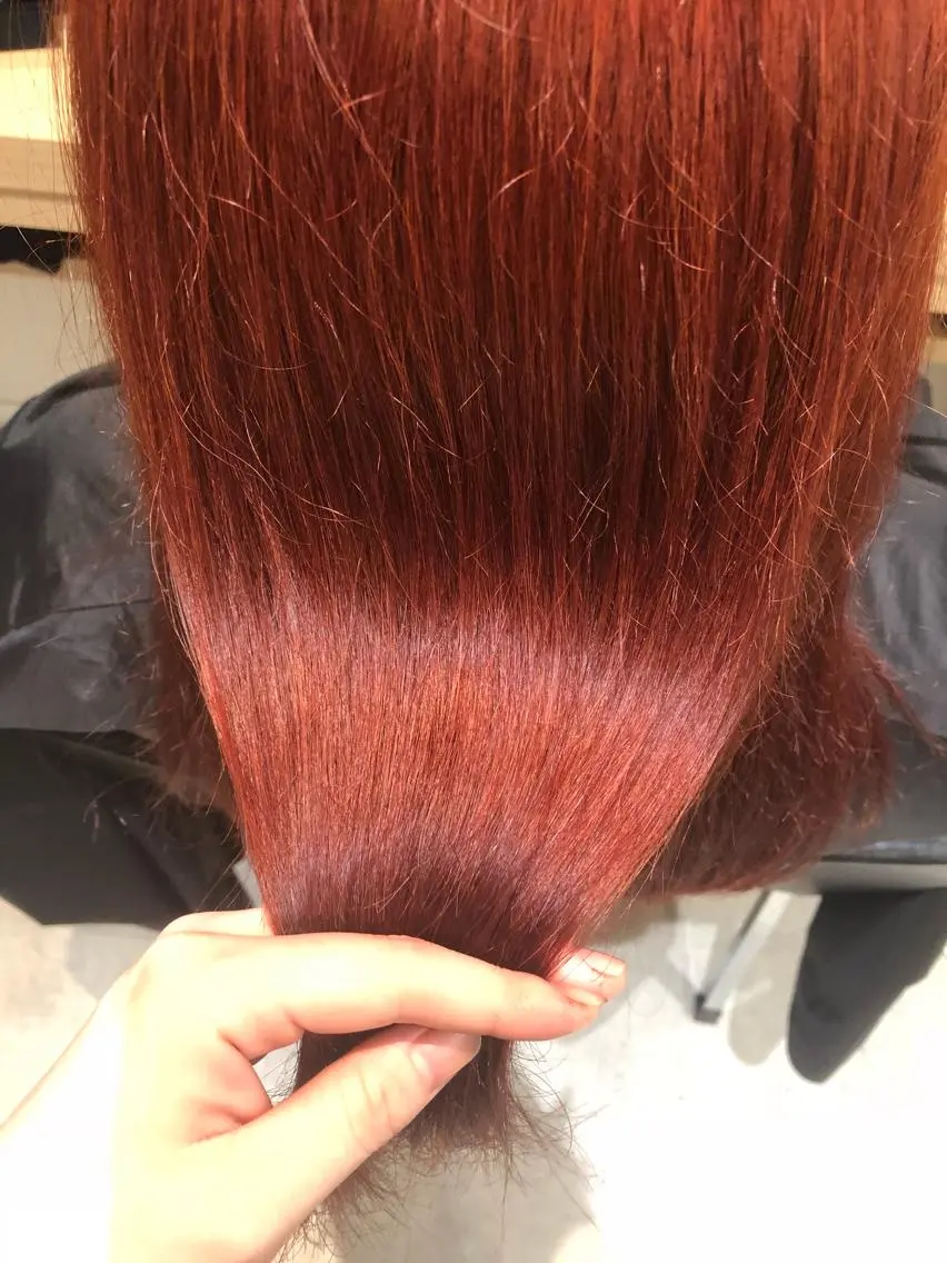 ロング カラー 吉川 夏海のヘアスタイル