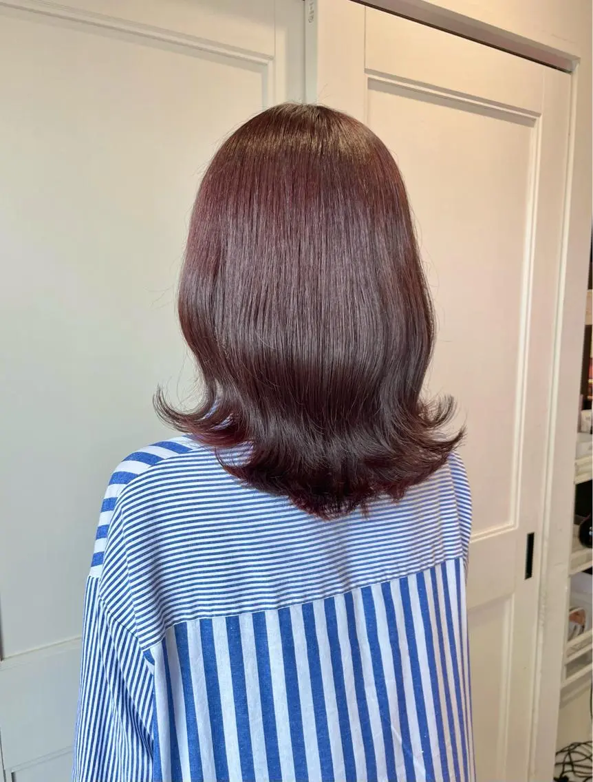 セミロング allum SAKURAのヘアスタイル