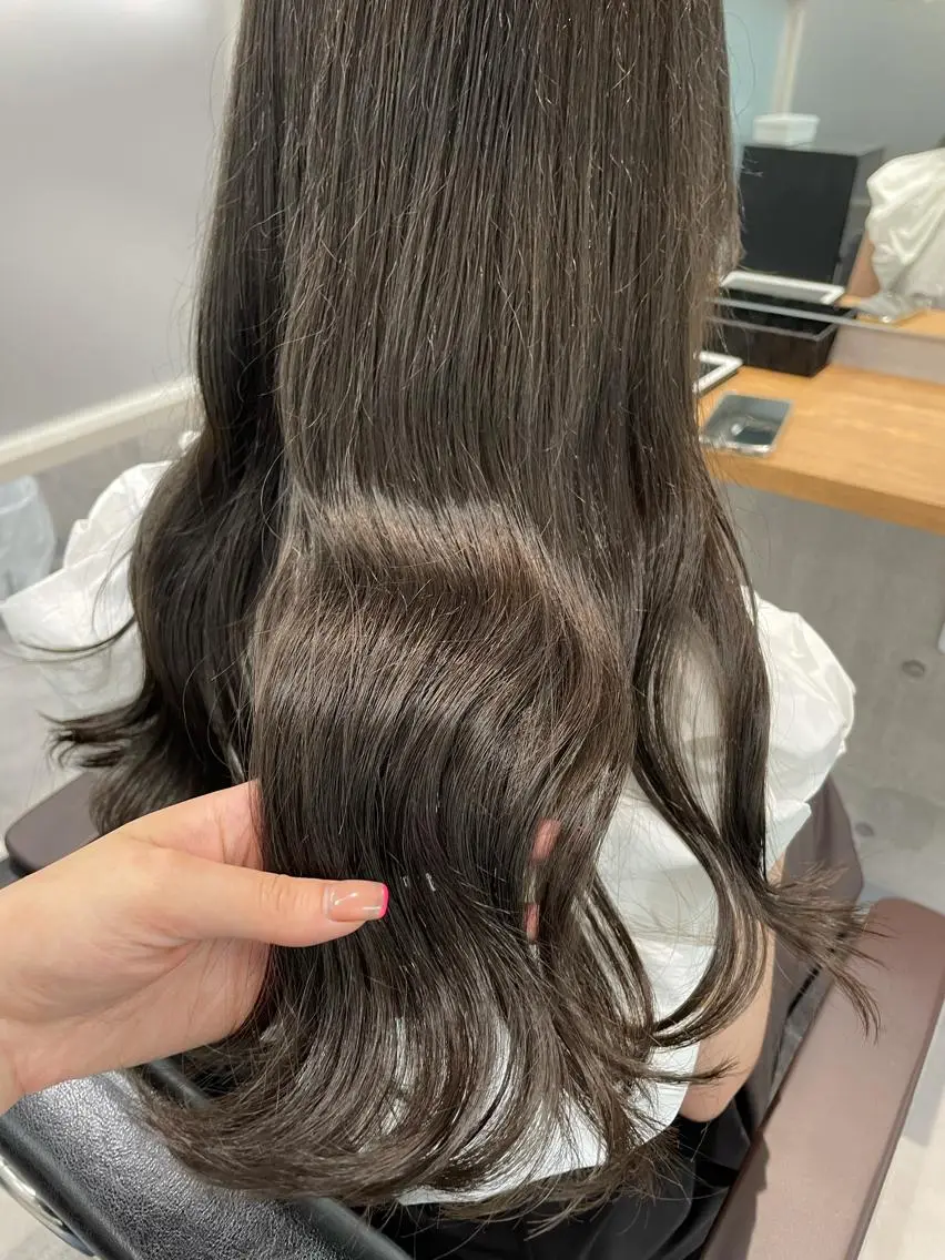 カラー オオカワユウキ 🎀newi池袋のヘアスタイル