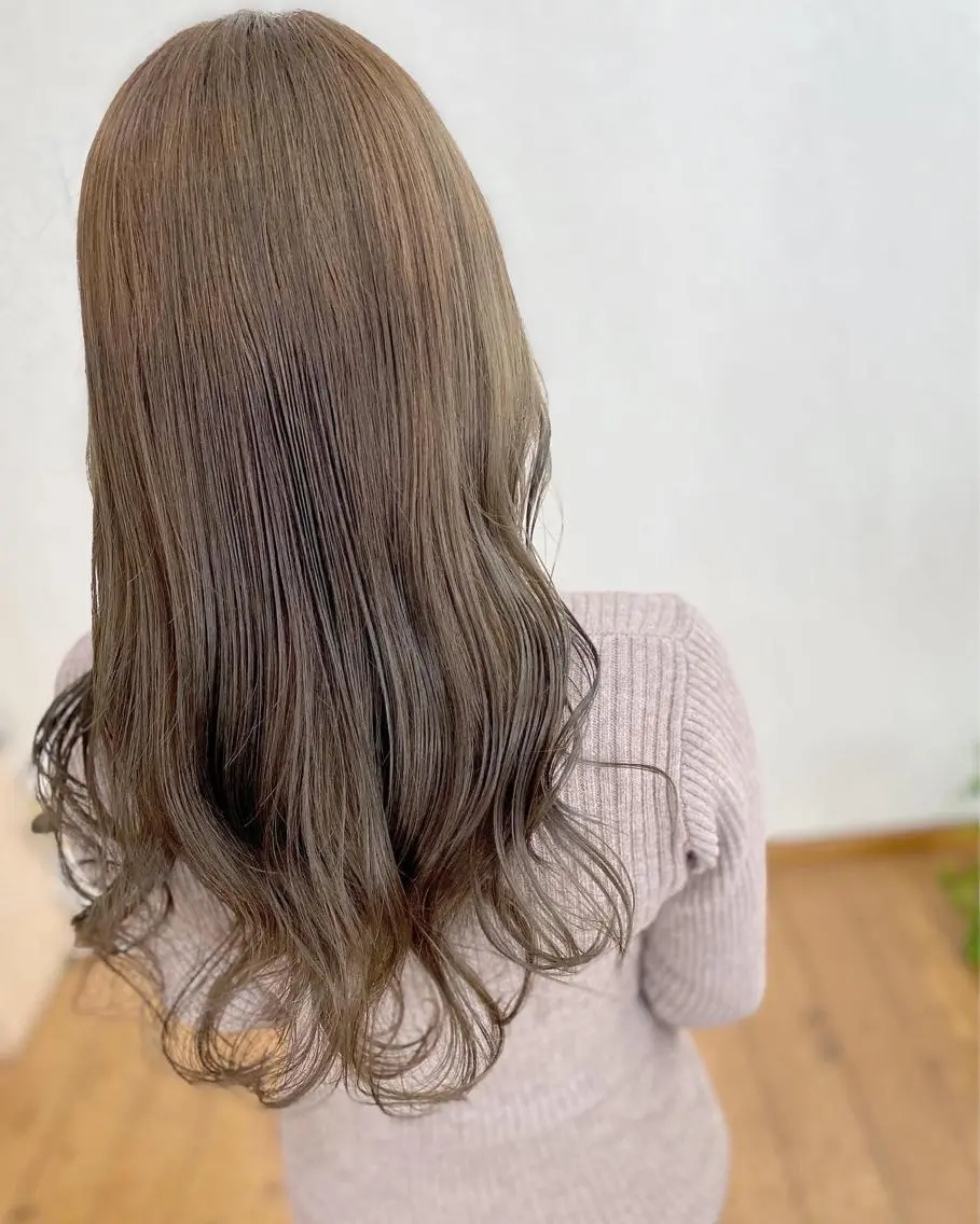 ロング カラー 髪質改善 荒木 ひろかのヘアスタイル
