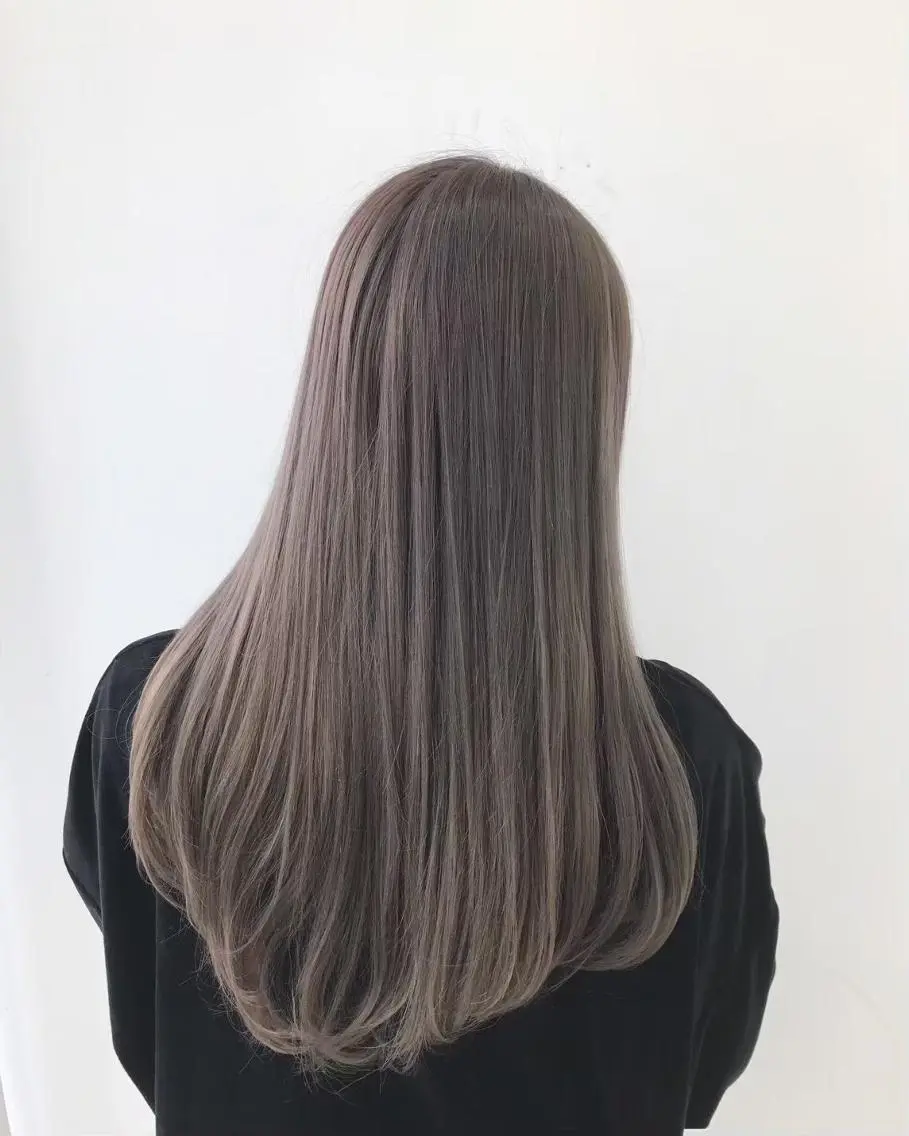 ミディアム カラー パーマ ヘアアレンジ ネイル マツエク・マツパ アイブロウ ショートボブ ミディアムパーマ バレイヤージュ ブリーチ ケアブリーチ カラー特化サロン大阪 ルービック江坂/新城のヘアスタイル
