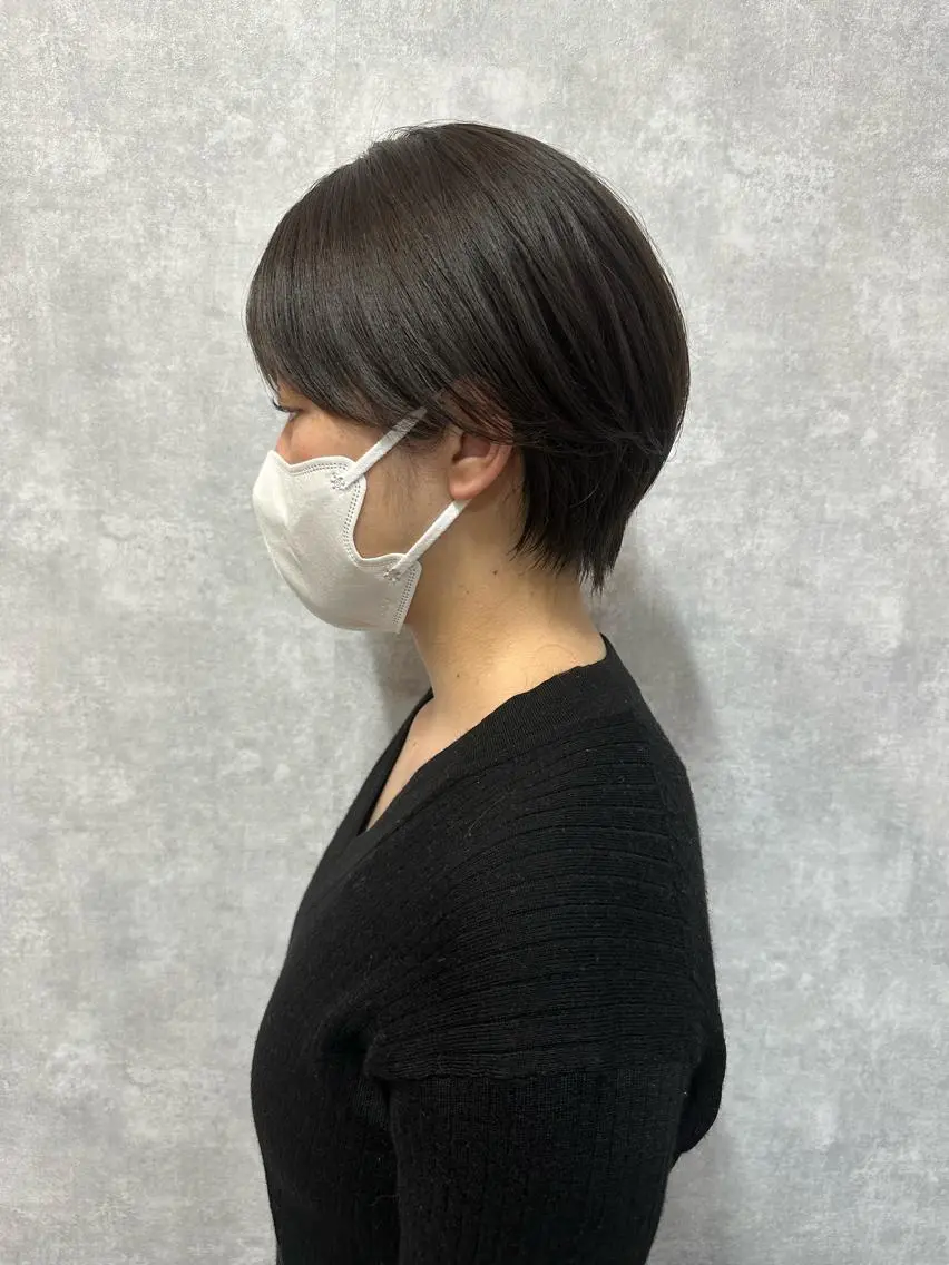 ショート 切りっぱなしボブ ショートボブ ハンサムショート 丸みショート アッシュ モテ髪/ボブ/ショー ト/アダチフウトのヘアスタイル