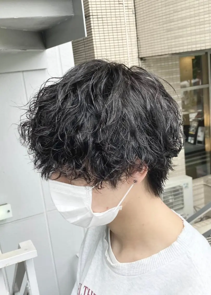 パーマ メンズ 曲がる縮毛矯正 LIBER 岩名のヘアスタイル