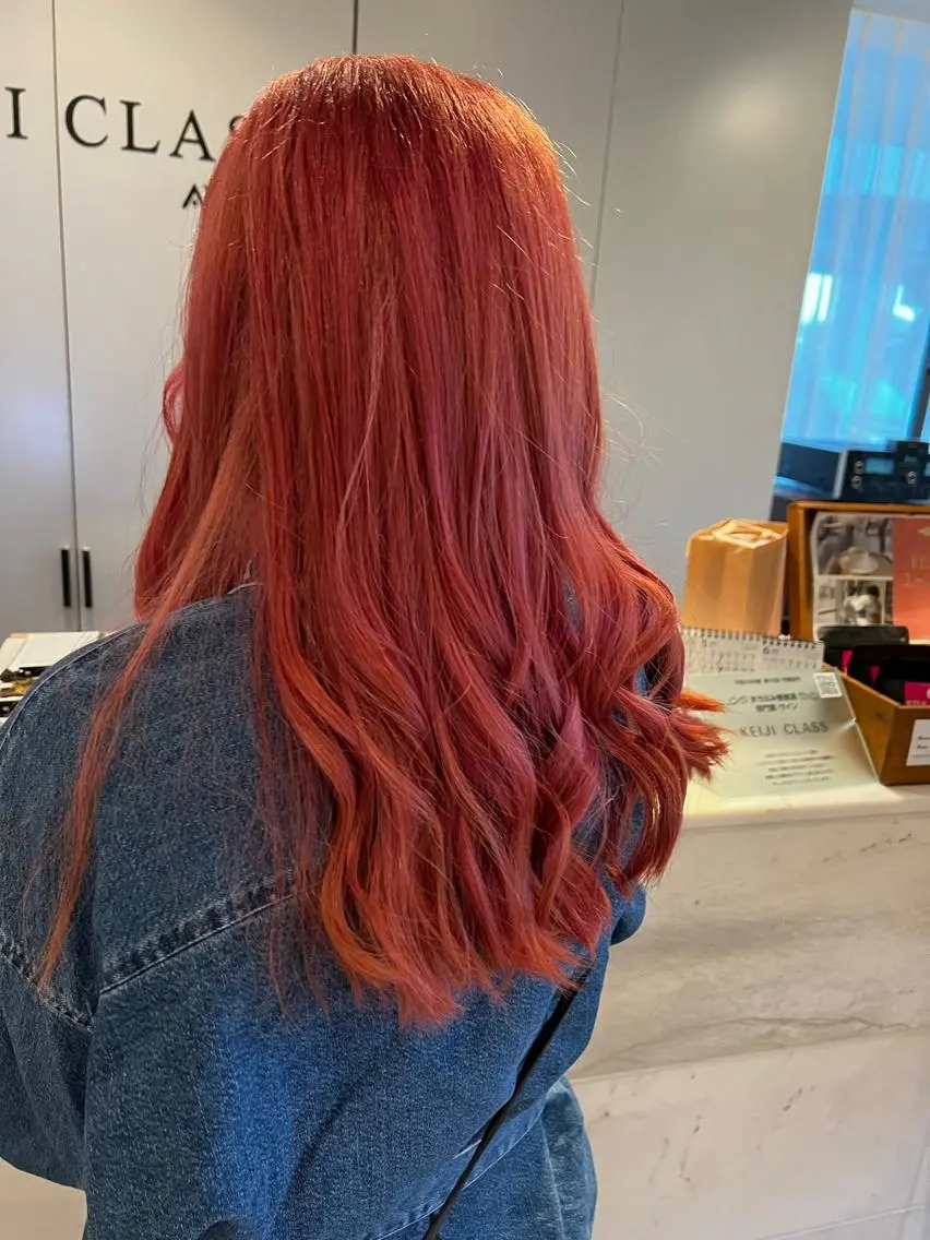 ロング NAGONSTYLE 高塩知輝のヘアスタイル