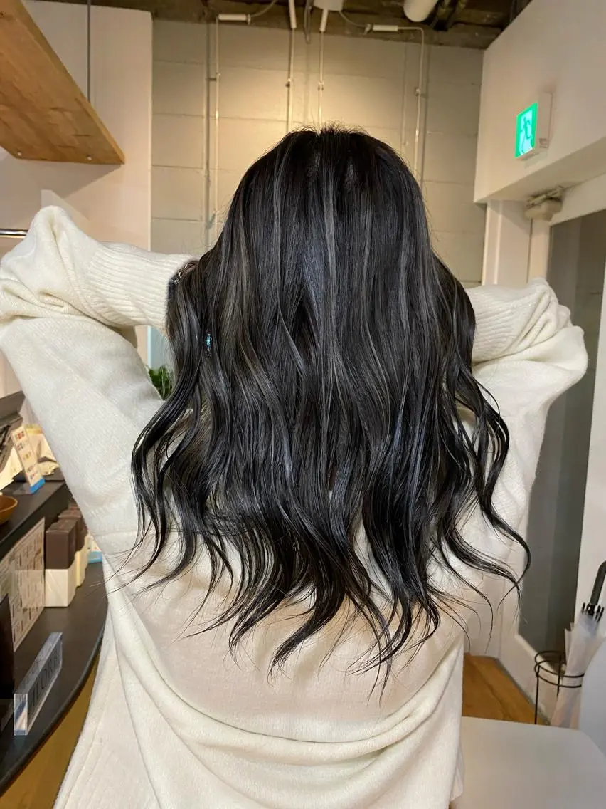 セミロング カラー ヘアアレンジ 久米 治仁のヘアスタイル