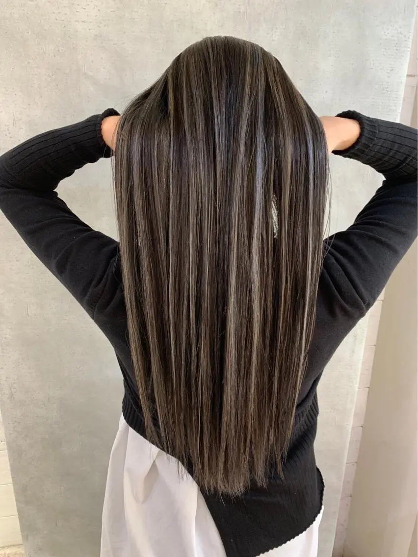 セミロング カラー パーマ ハイライトカラー ハイライト ヘアカラー トリートメント _ WHITE三宮店のヘアスタイル