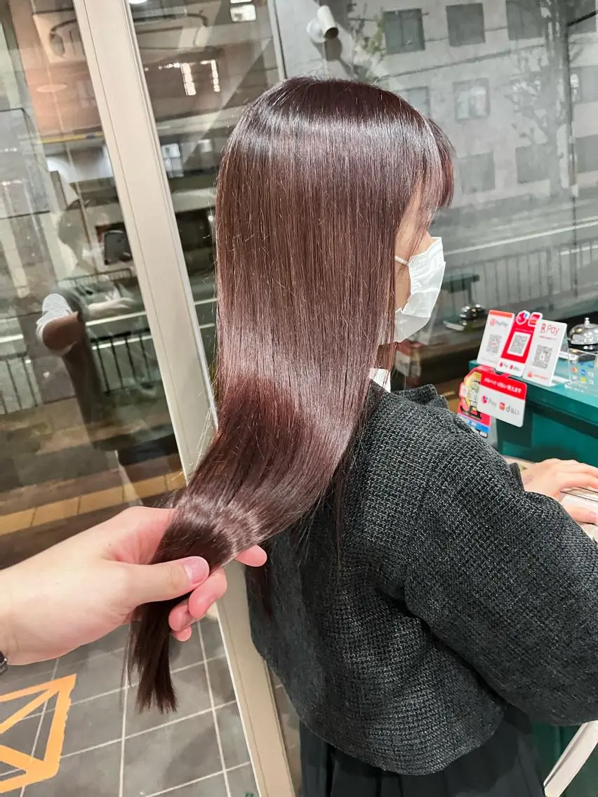 ロング カラー ブリーチ ブリーチなしカラー ピンクカラー カット ヘアカラー トリートメント 西林麗雄6月 空きあります！のヘアスタイル