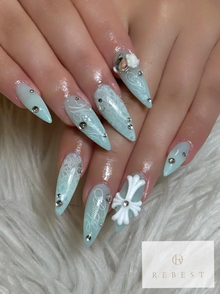 ネイル 天王寺rebest 💅nailのネイルデザイン