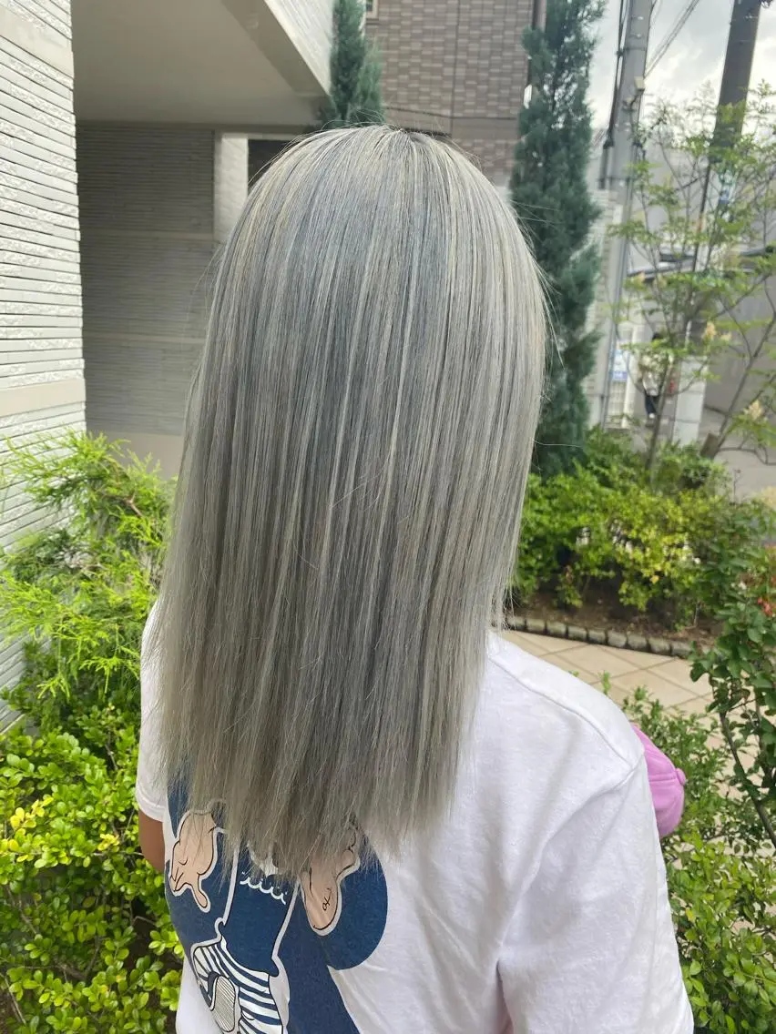 セミロング ヘアカラー トリートメント トップスタイリスト/ アユミのヘアスタイル