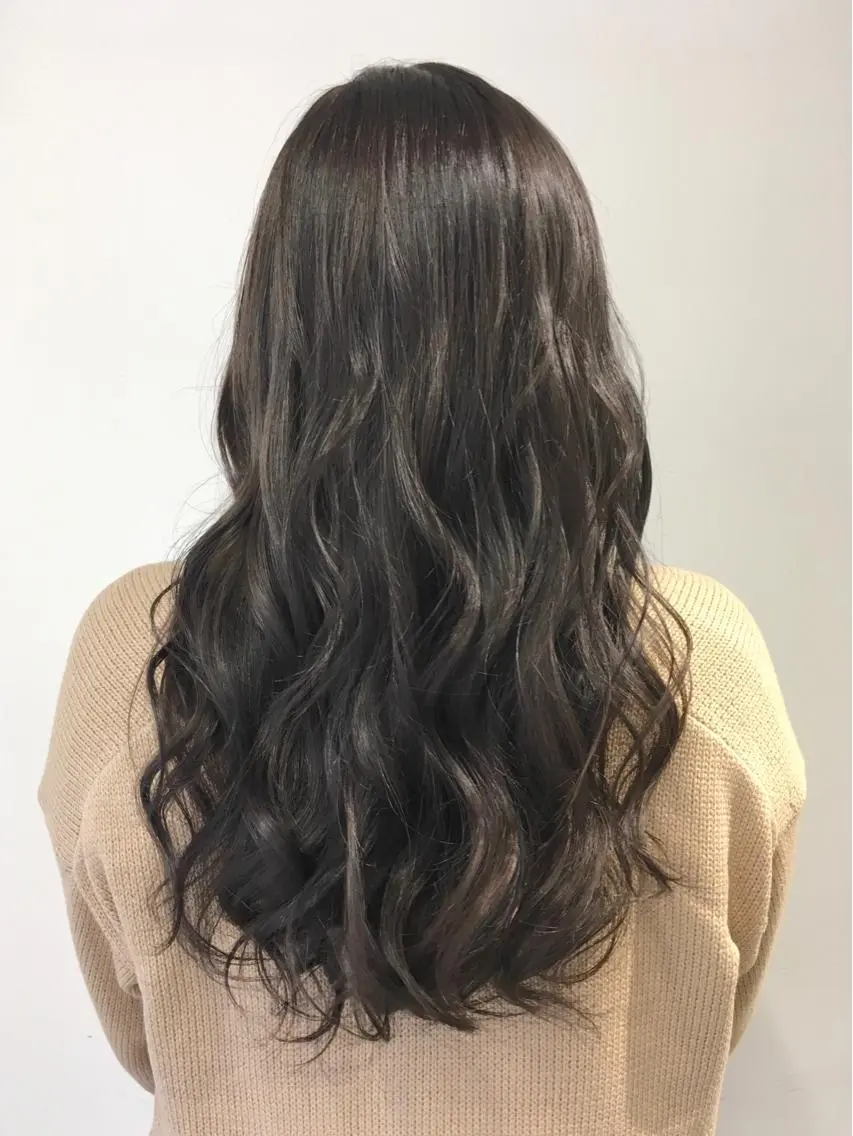 ロング カラー グレージュ ヘアカラー トリートメント ヘアセット yoshi ☆のヘアスタイル