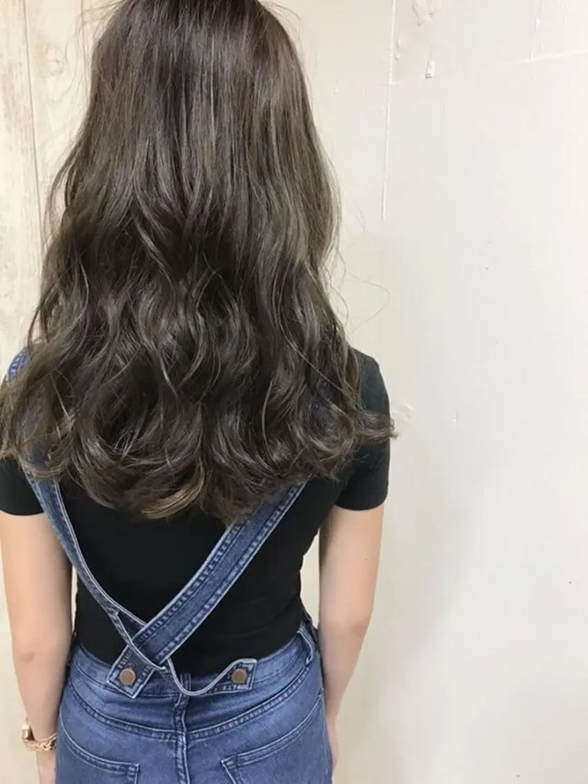 ロング カラー タナカ タクヤのヘアスタイル