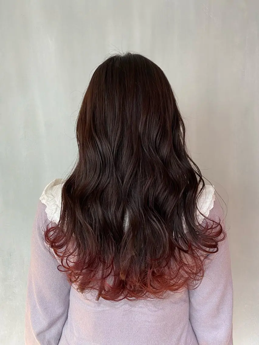 ロング カラー カット ヘアカラー トリートメント TAI透明カラー 柔らかい縮毛矯正のヘアスタイル