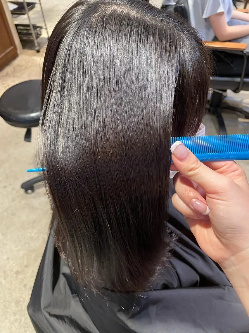ミディアム カット 縮毛矯正 トリートメント ｅｒｉ 🧴🫧のヘアスタイル