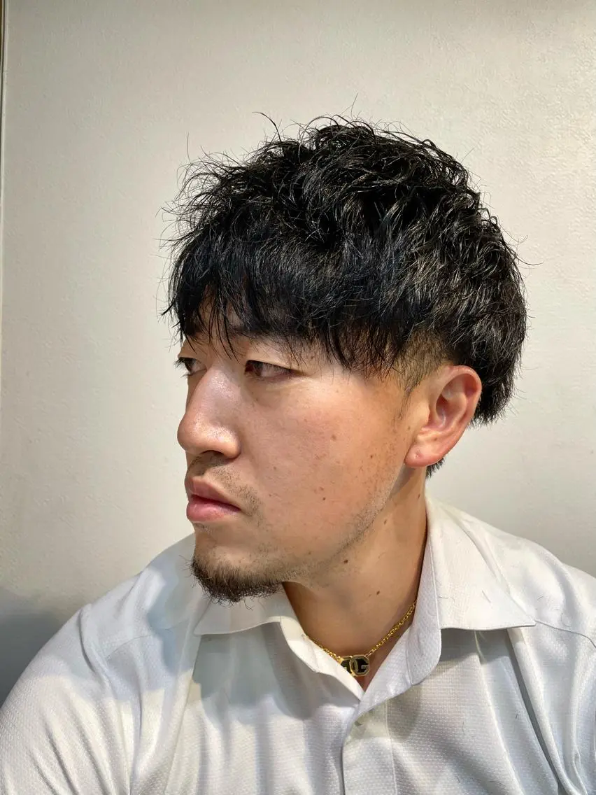 ミディアム Kamiya's TOKYO 安孫子のヘアスタイル