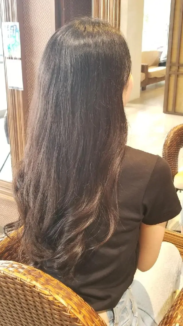 ロング カット 高口 雅のヘアスタイル