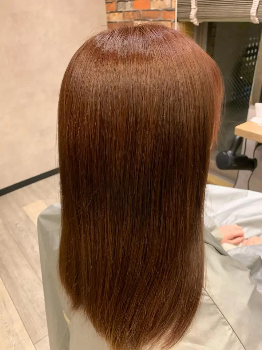 ロング カラー ブラウンカラー サケモト ユウジのヘアスタイル