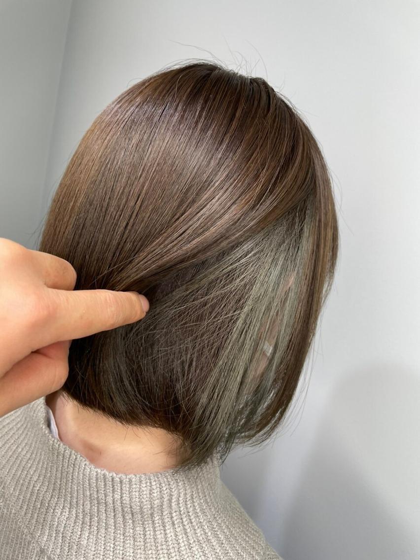 ミディアム カラー アディクシーカラー アッシュ ブルーカラー ダークアッシュ イヤリングカラー トップスタイリスト ✨KIRIKA中野✨のヘアスタイル
