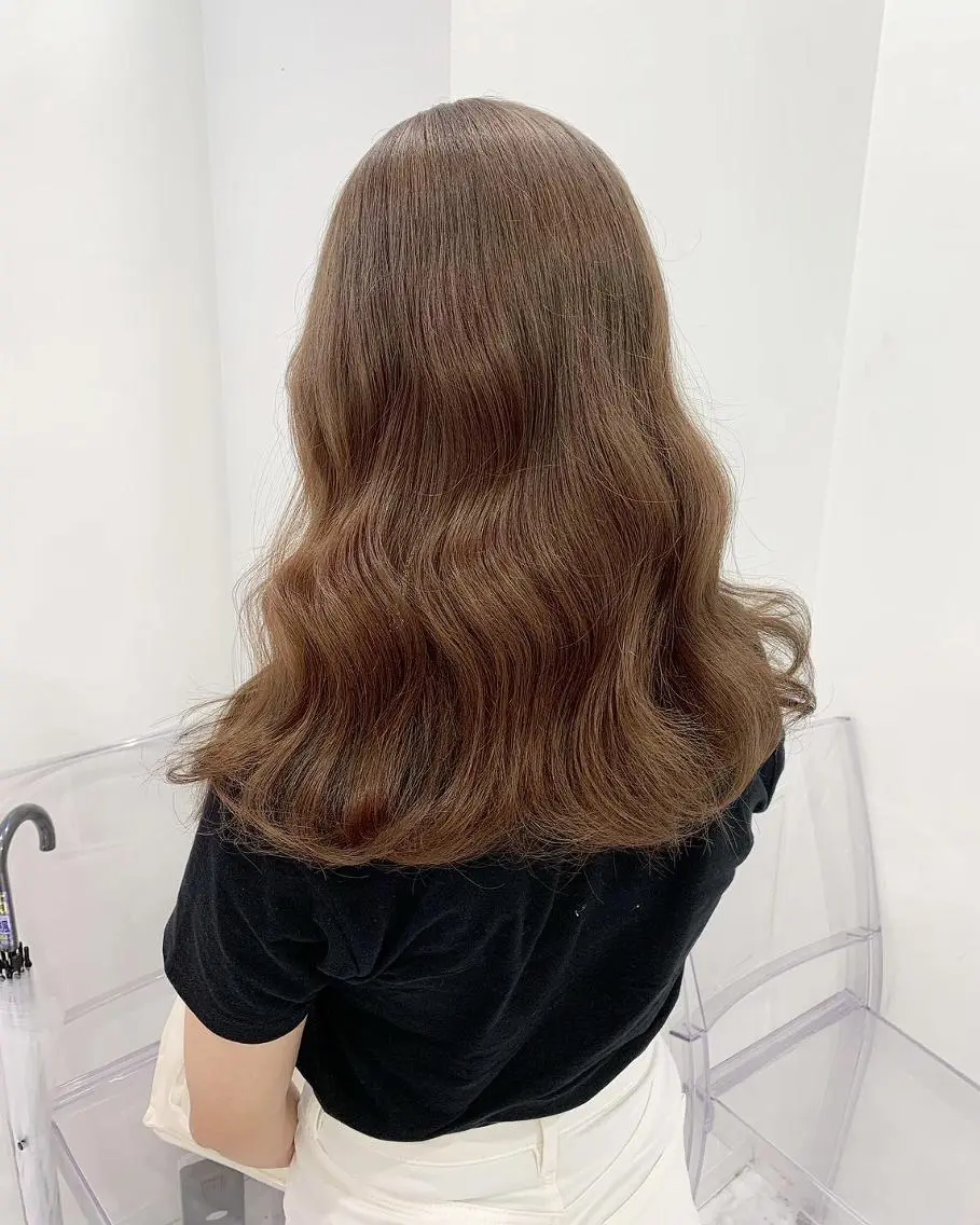カラー 艶髪ハイトーンカラー 渋谷🎀ririkaのヘアスタイル