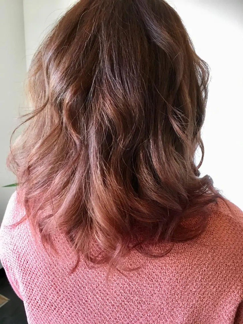 セミロング カラー グラデーションカラー 川合 勇気のヘアスタイル