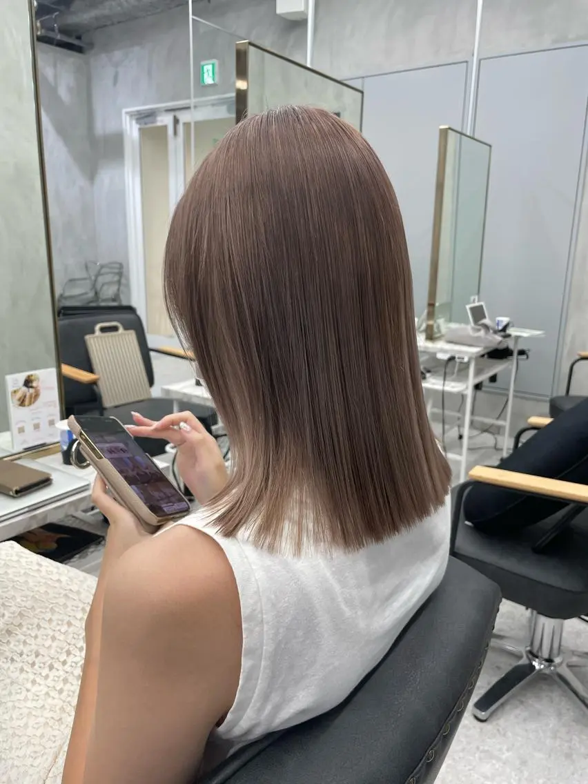 ミディアム カラー アディクシーカラー アクアカラー ベージュカラー ブリーチ 透明感カラー カット ヘアカラー トリートメント ⚜️艶髪お任せ⚜️ ⚜️米澤⚜️のヘアスタイル