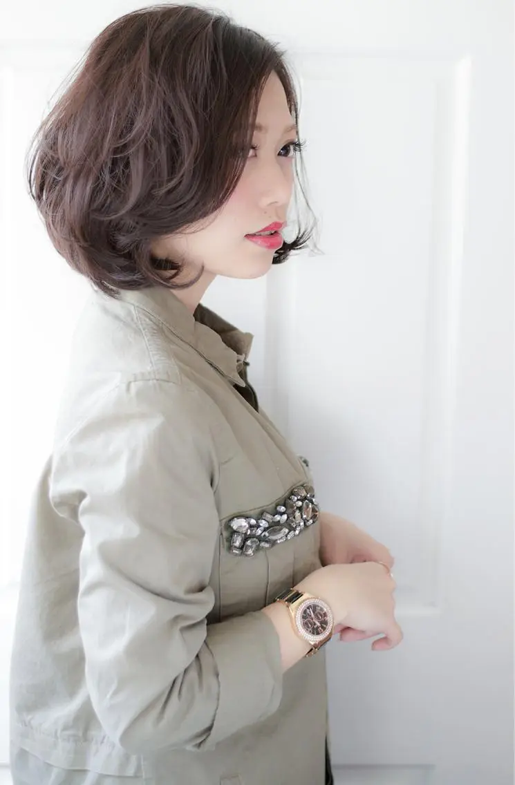 ミディアム EIGHT plum TOKIOリミテッドのヘアスタイル