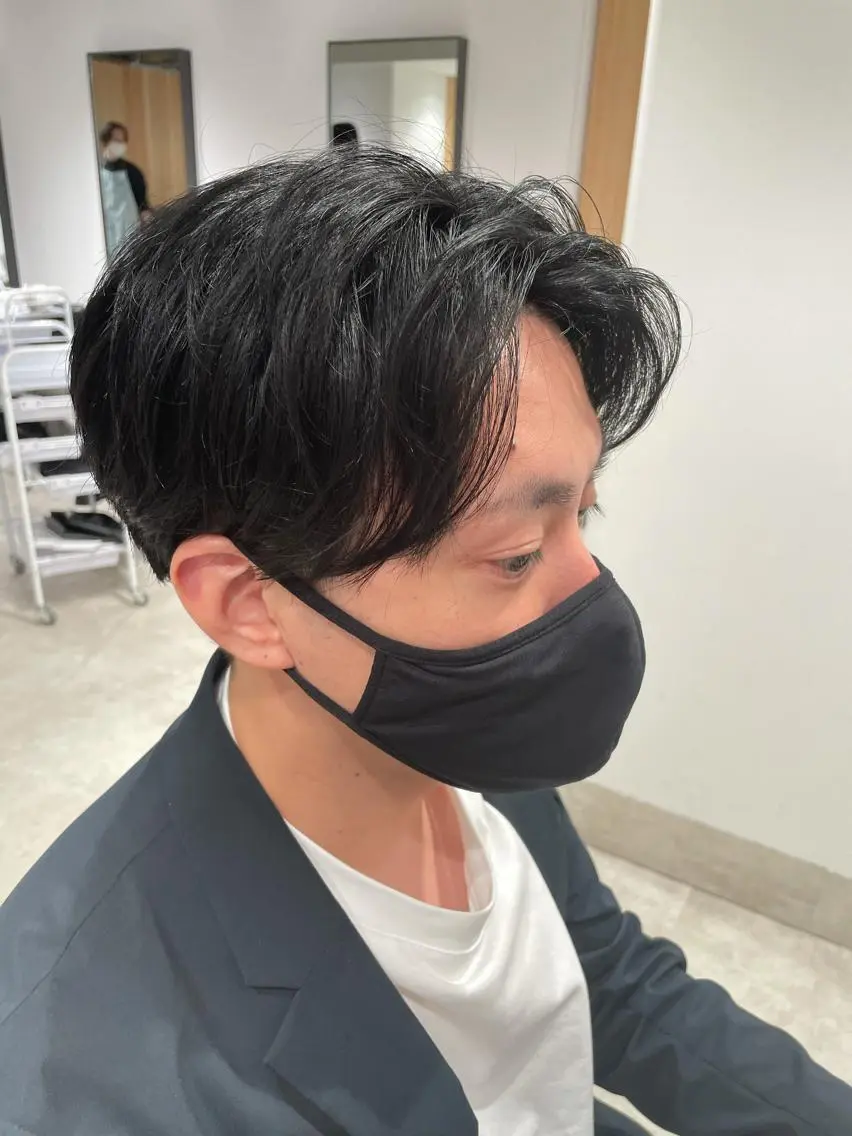 ショート カラー パーマ ヘアアレンジ メンズ カット ヘアカラー パーソナルカラー合わ せたカラー🤍なつみのヘアスタイル