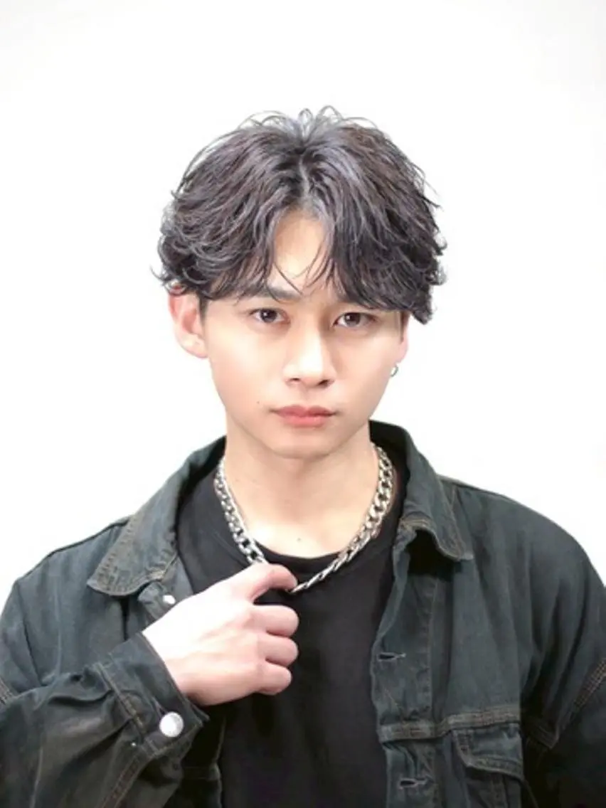 カラー メンズ特化/仕上がり 満足度No,1⚡️のヘアスタイル
