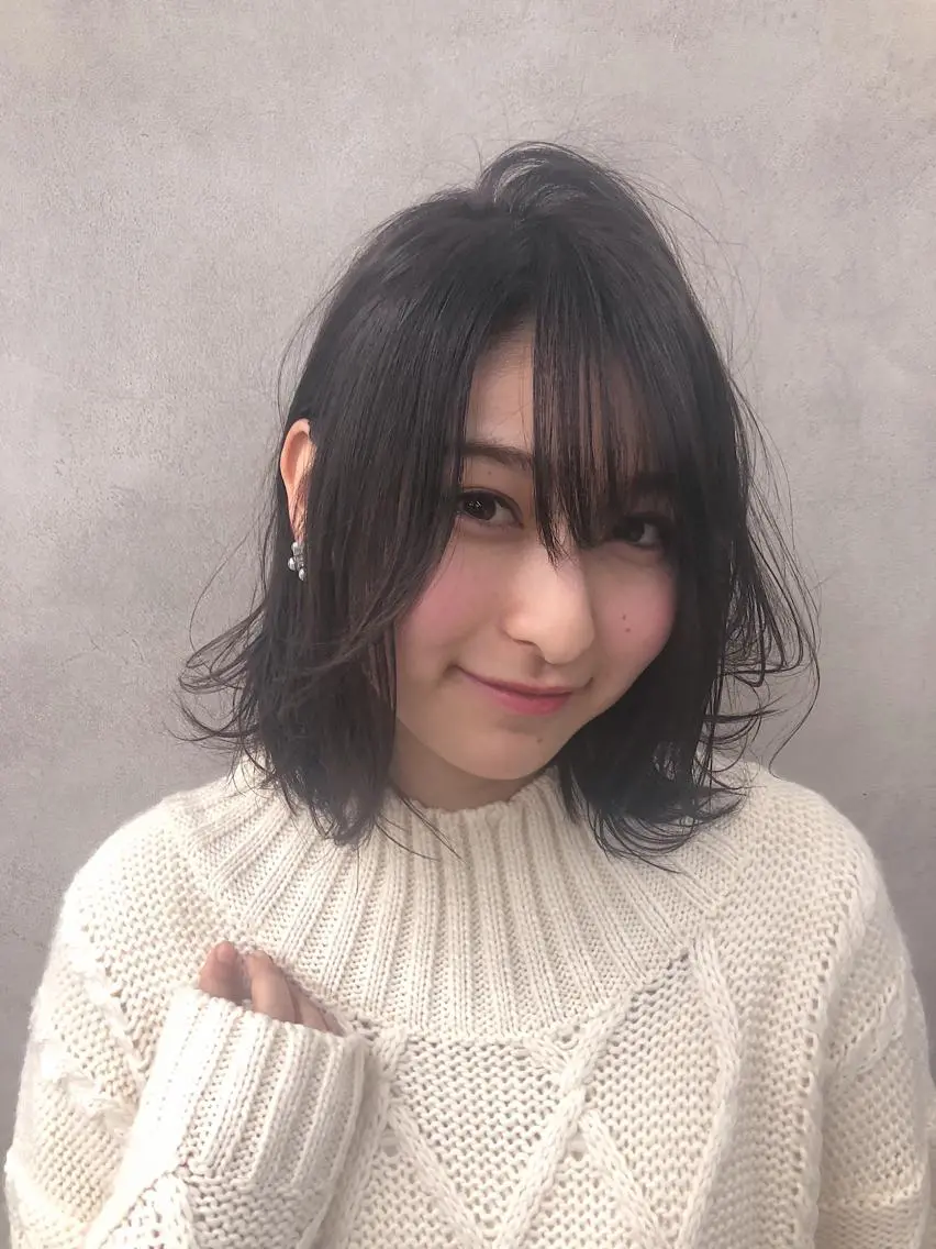 ミディアム カラー 柔らかbeige モトキのヘアスタイル