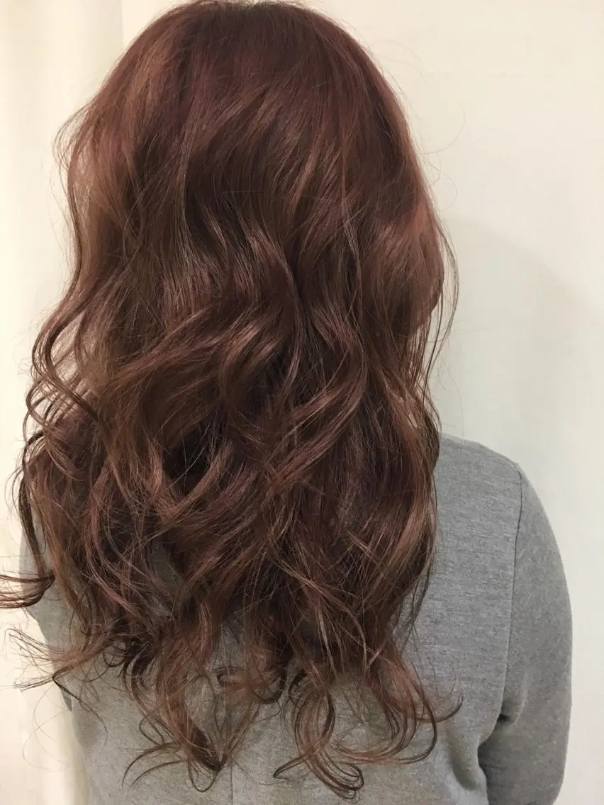 セミロング カラー ピンクカラー きむえり/髪質改善 /うねり広がり改善のヘアスタイル