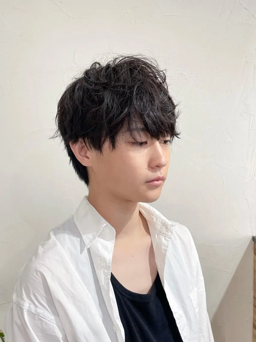 ショート メンズ マッシュウルフ マッシュ メンズパーマ メンズウルフカット ショートヘア かんばら りょーいのヘアスタイル