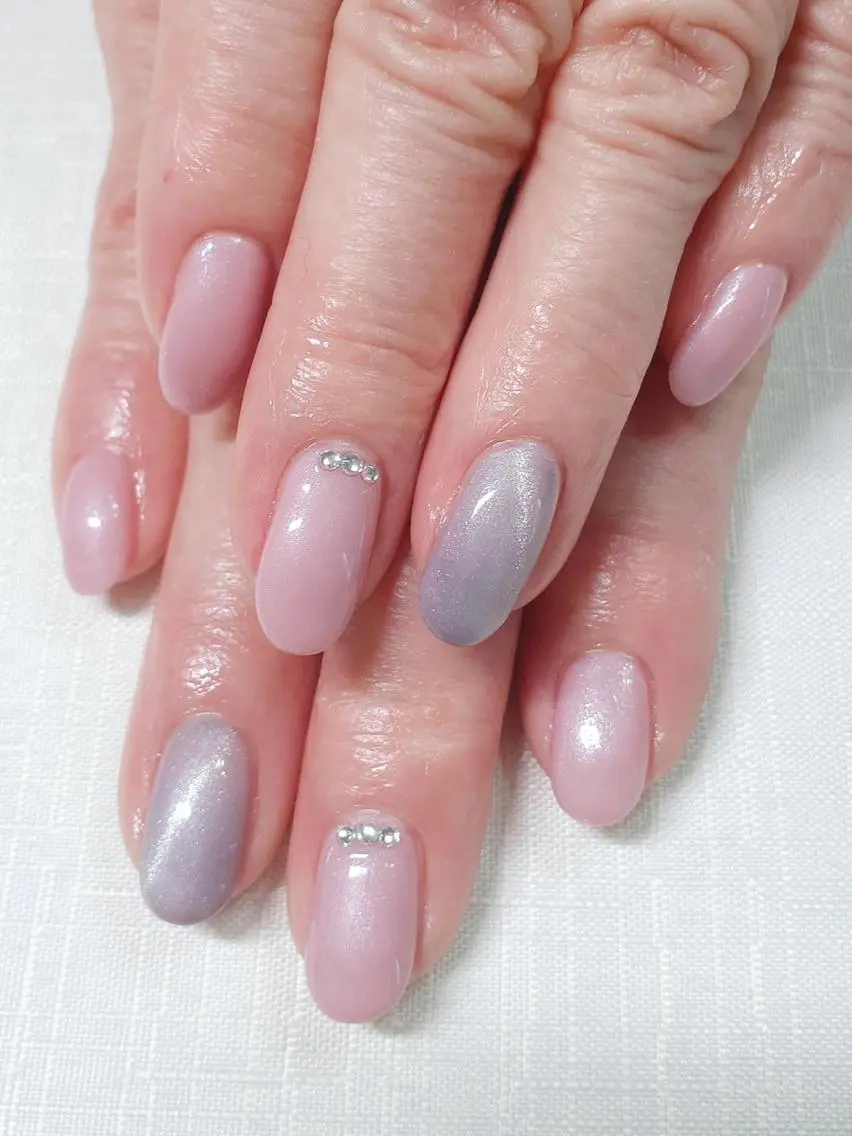 ネイル アートネイル フレンチネイル ジェルネイル グラデーション ラメ(グリッター) ハンドネイル PURE NAILのネイルデザイン