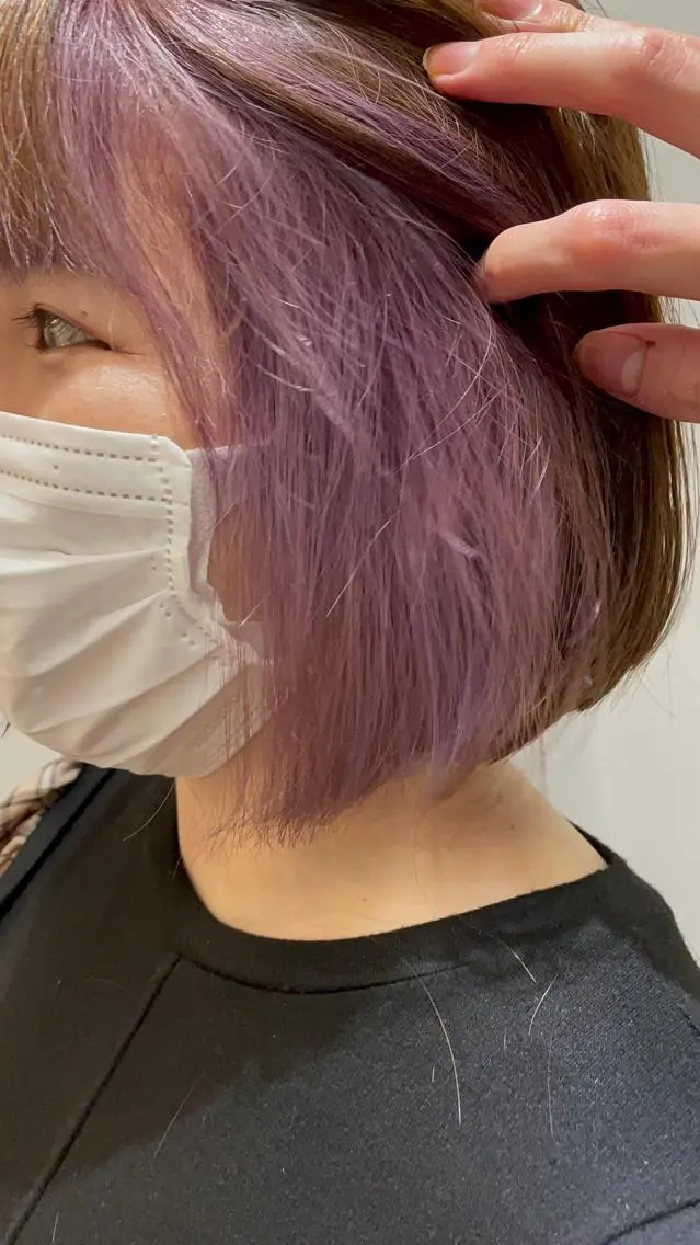 ミディアム パープルカラー 吉留愛加/ 似合わせカットのヘアスタイル