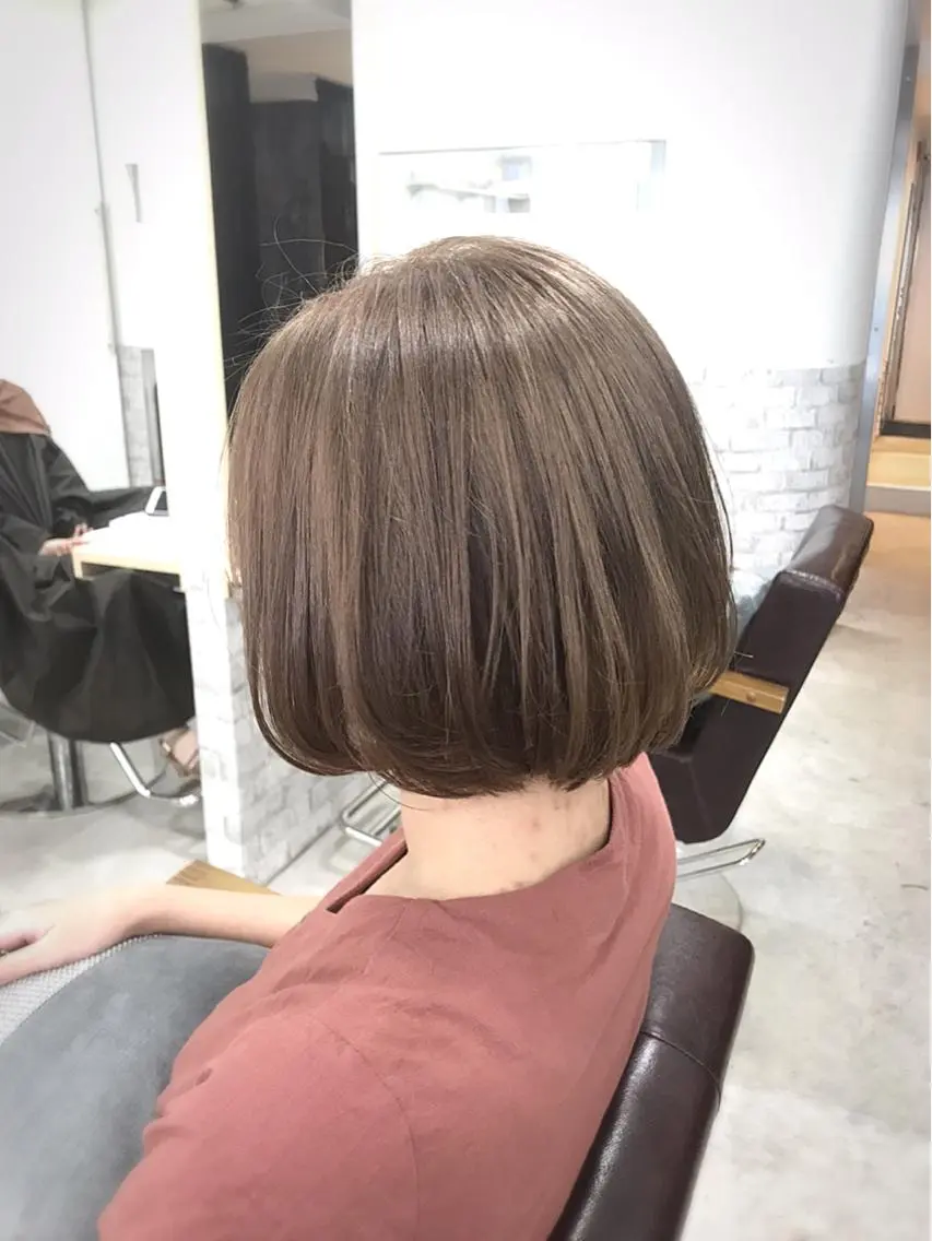 ミディアム カラー ベージュカラー ブリーチ ミルクティーベージュ マンツーマン/透明感 foi hairのヘアスタイル