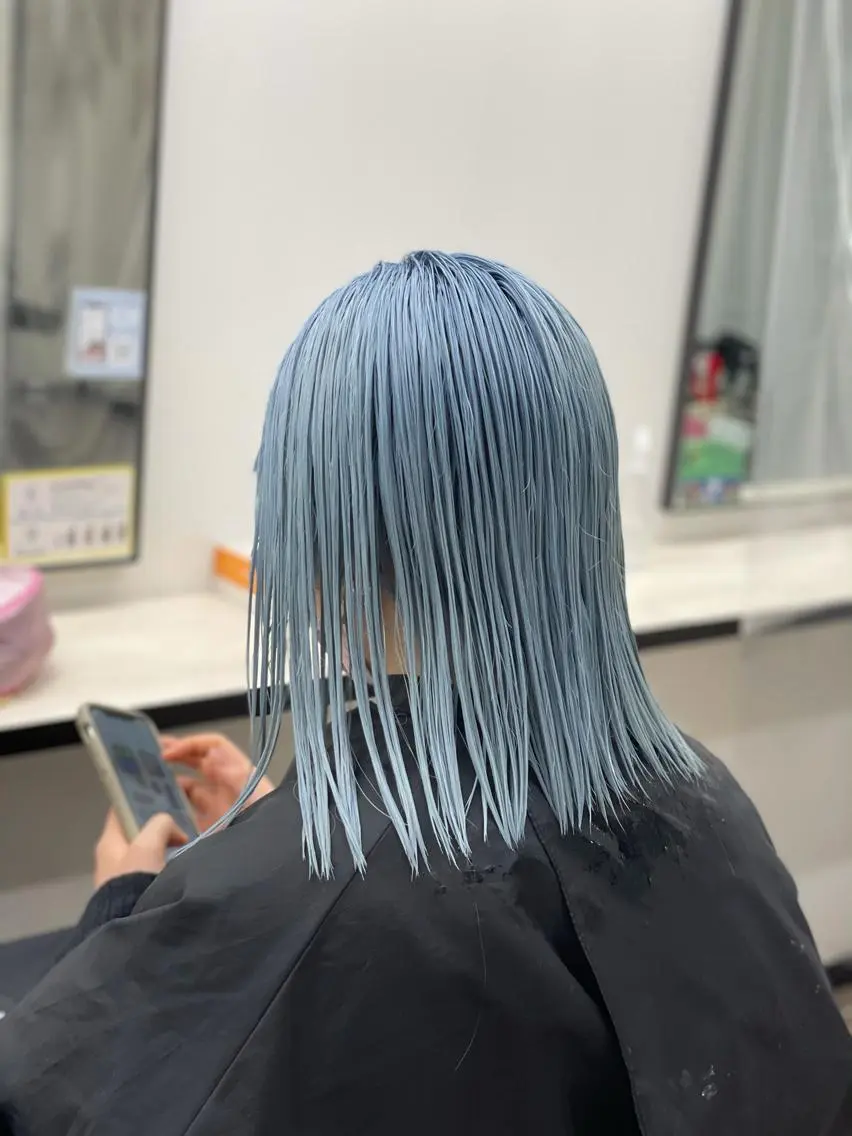 セミロング 名古屋ハイトーン/ 🐶ブリーチ専門店のヘアスタイル