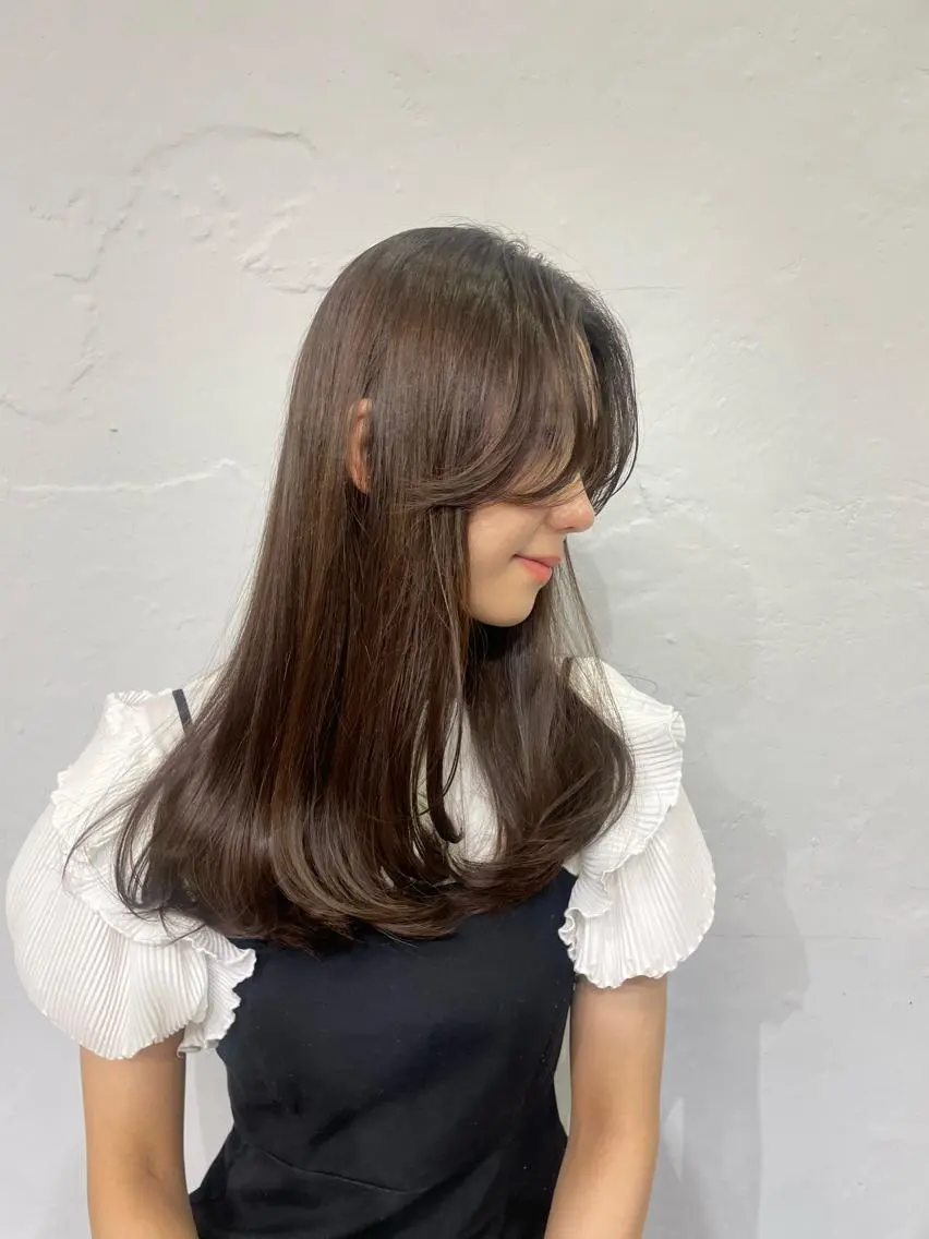 ロング 顔まわりレイヤー レイヤーカット 髪質改善/縮毛矯正/ 艶カラー/上野優斗のヘアスタイル
