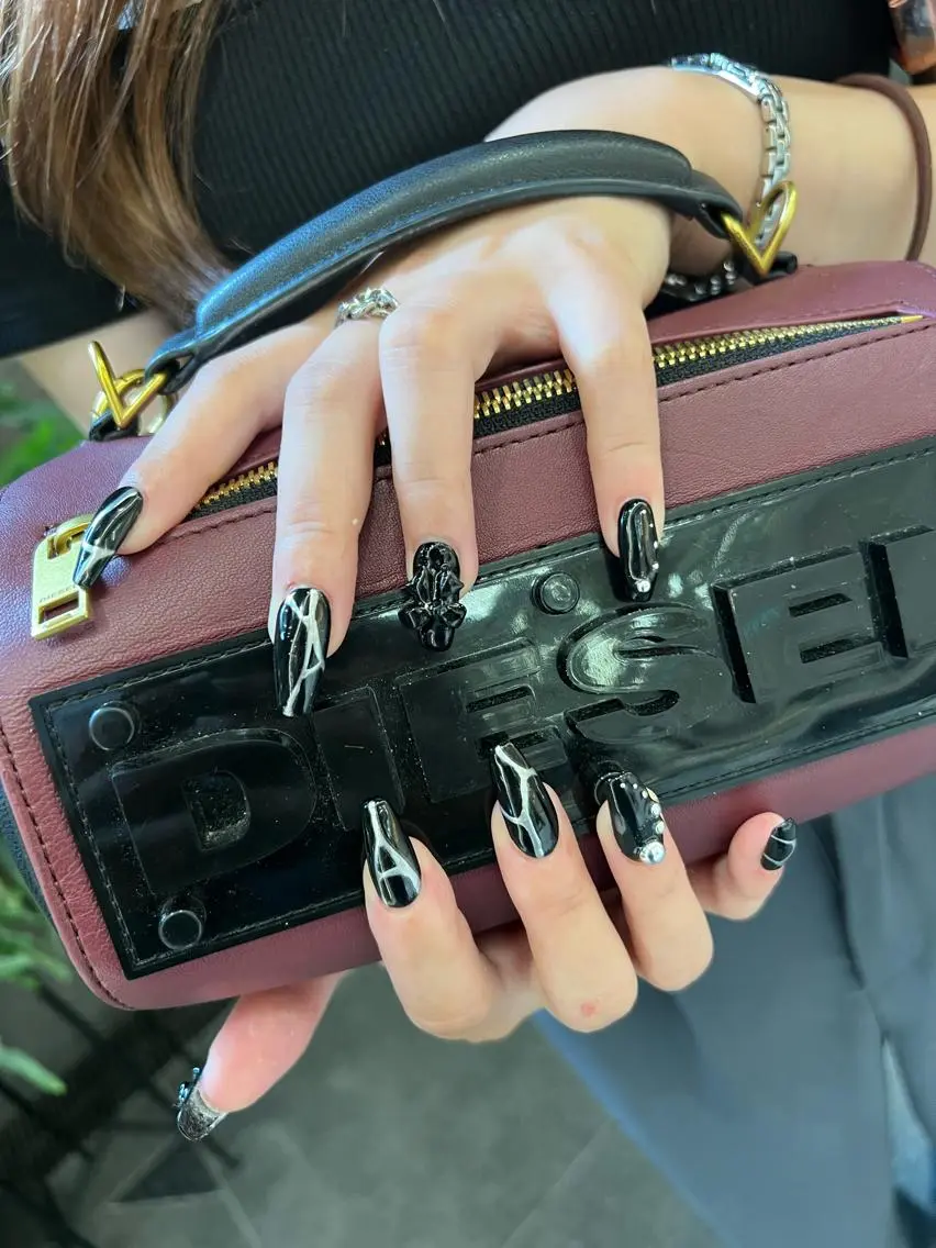 ネイル ハンドネイル なぽ ❤︎長さだし / 韓国nailのネイルデザイン