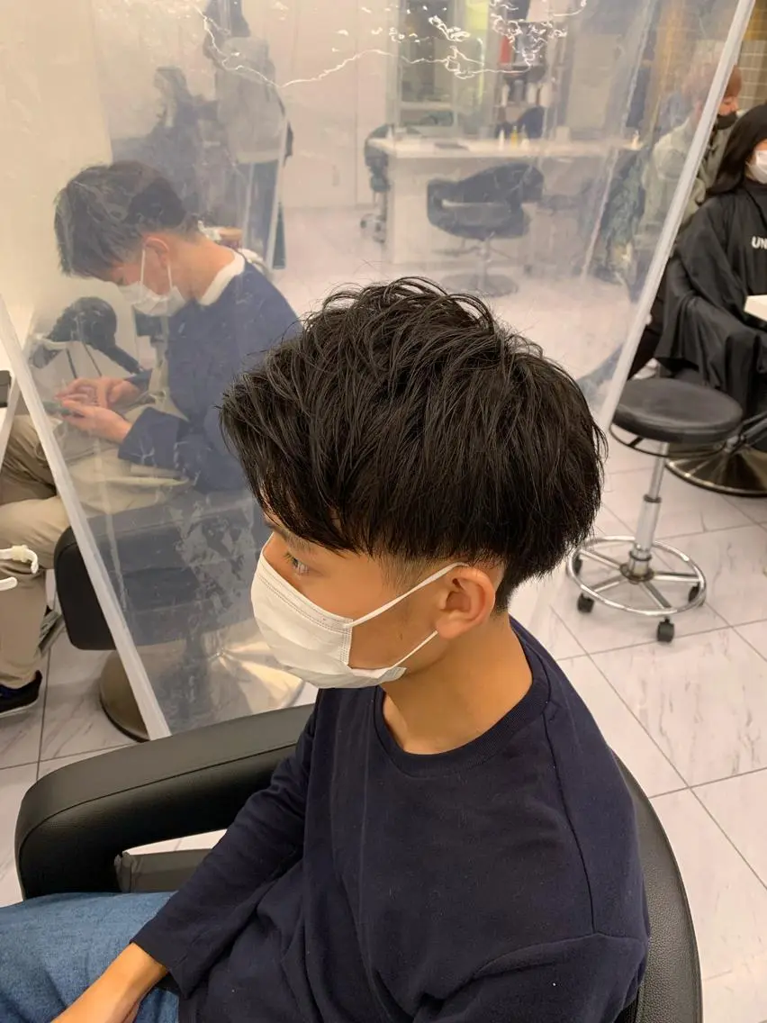 ショート カラー パーマ メンズ メンズパーマ特化 TAIGAのヘアスタイル