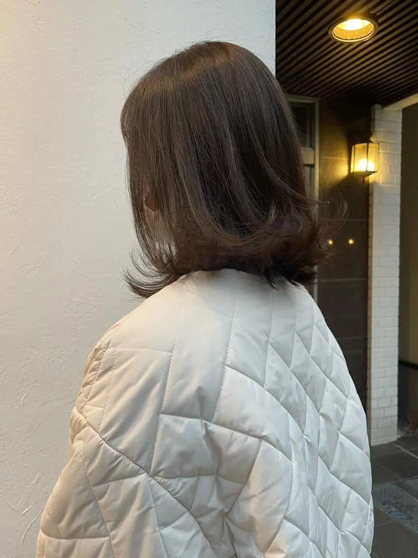 ミディアム ヘアカラー KYOKA .のヘアスタイル