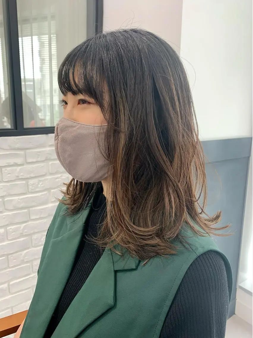 ロング カラー パーマ ヘアアレンジ メンズ キッズ ネイル マツエク・マツパ アイブロウ 似合せレイヤー/ 柔らか透明感カラーのヘアスタイル