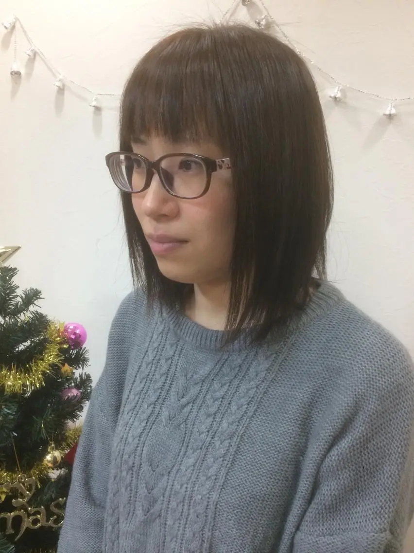 ショート カラー ブルーカラー ブルージュ ベリショディレクター 小野 健太郎のヘアスタイル