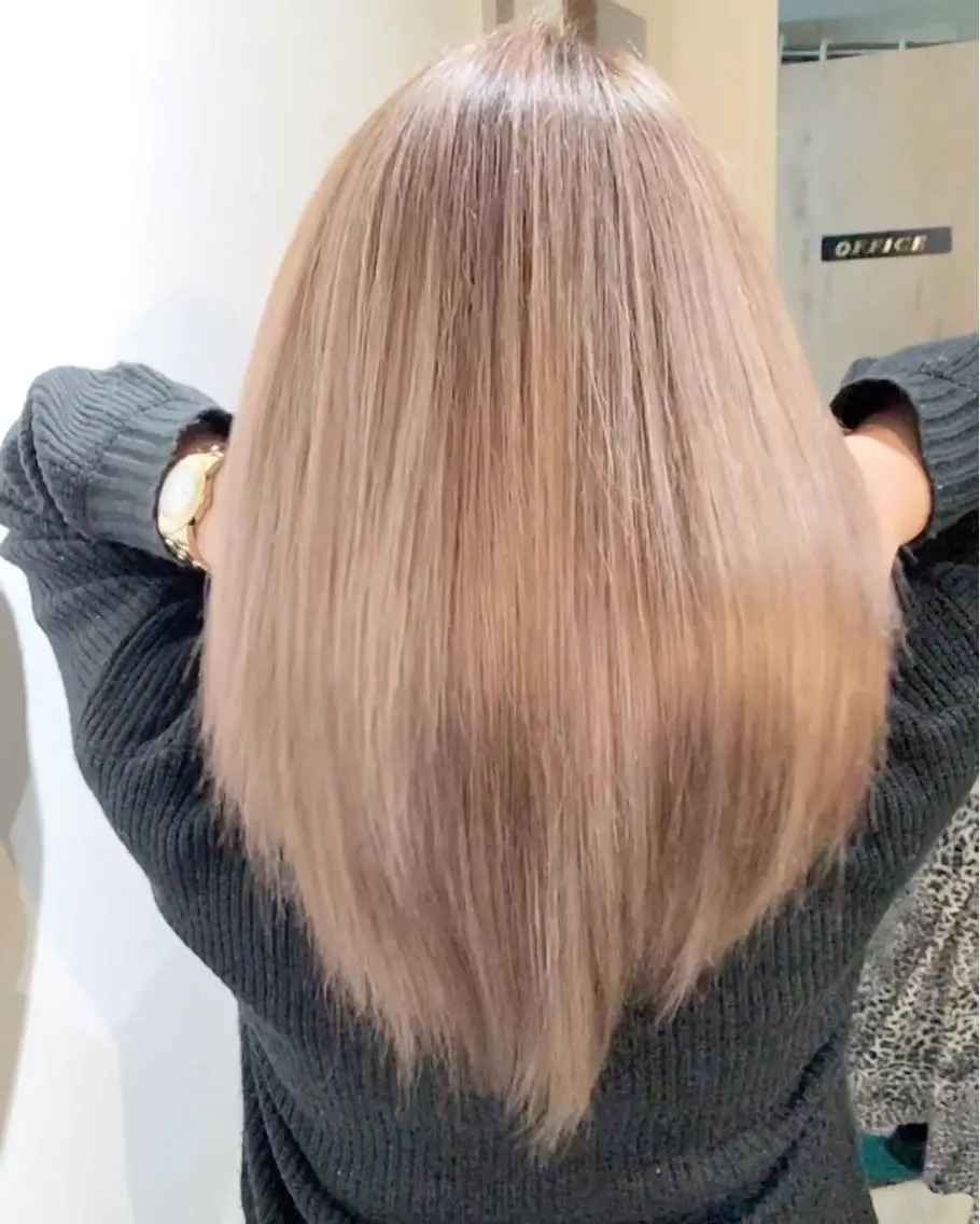 セミロング カラー パーマ ヘアアレンジ メンズ キッズ ネイル マツエク・マツパ 酸性ストレート 髪質改善大槻勇樹のヘアスタイル