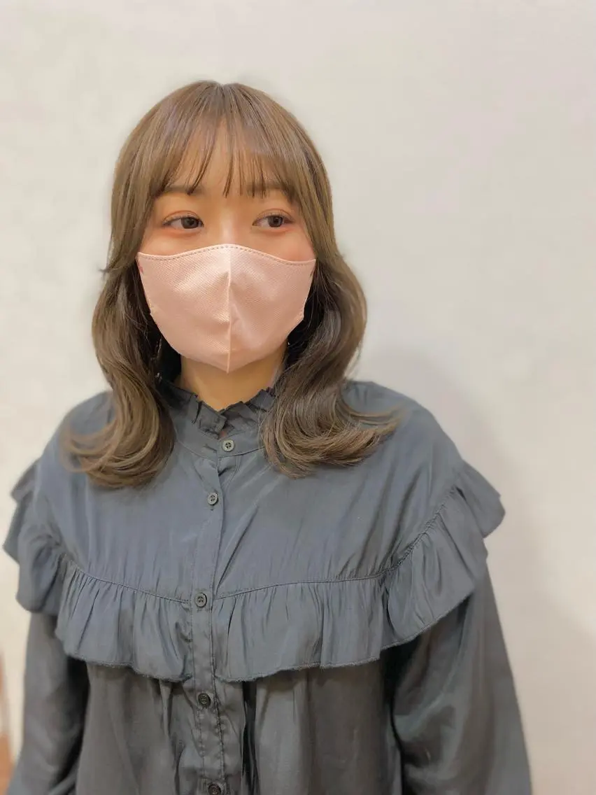ミディアム カラー くびれヘア 韓国風ヘア カット パーマ 秋谷 伸江のヘアスタイル