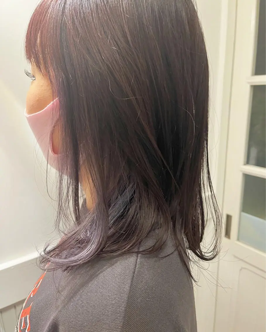 セミロング カラー 狩野 くるみのヘアスタイル