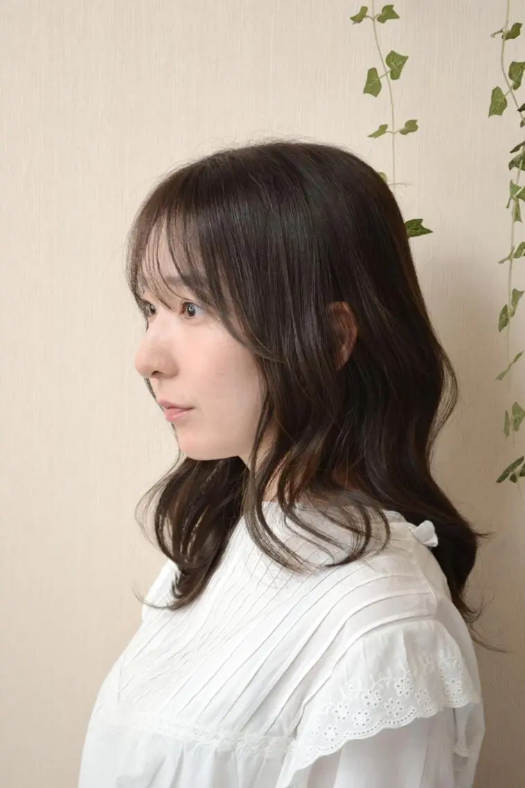 ロング アッシュ レイヤーカット 撮影モデル 澤崎 希望のヘアスタイル
