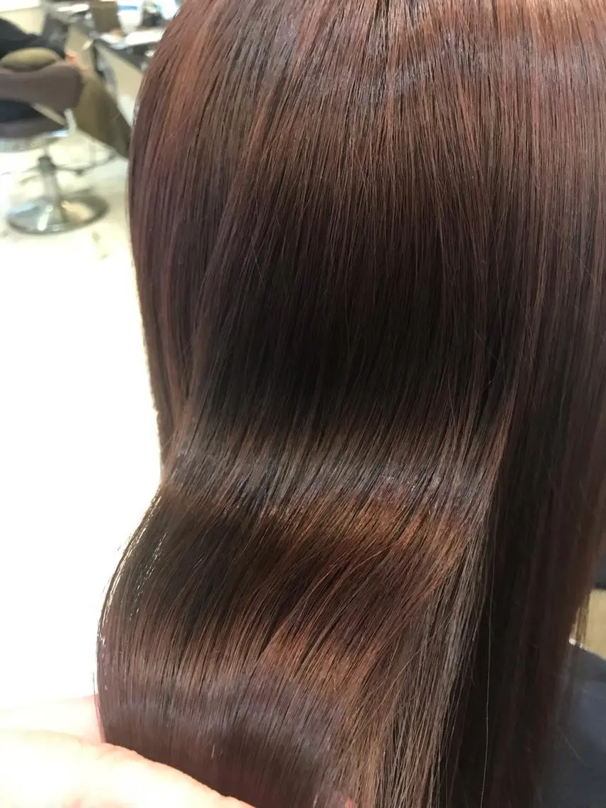 ロング カット ヘアカラー yukari 艶髪ヘアのヘアスタイル