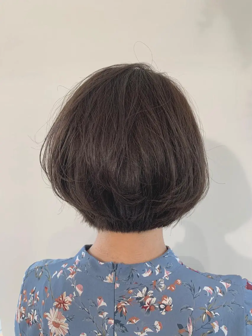 ショート カラー パーマ ヘアアレンジ 加藤 綾華のヘアスタイル