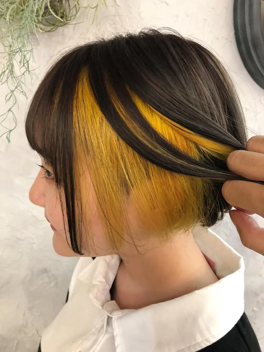 ショート カラー イエローカラー 田中 健太郎のヘアスタイル